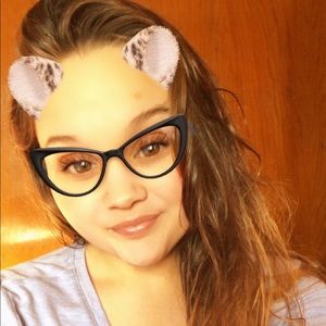 Meet your Posher, Taylor